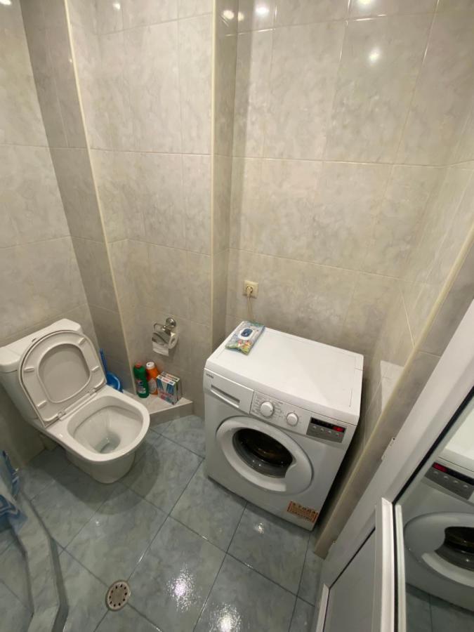 Apartment In Centre Evn 耶烈万 外观 照片
