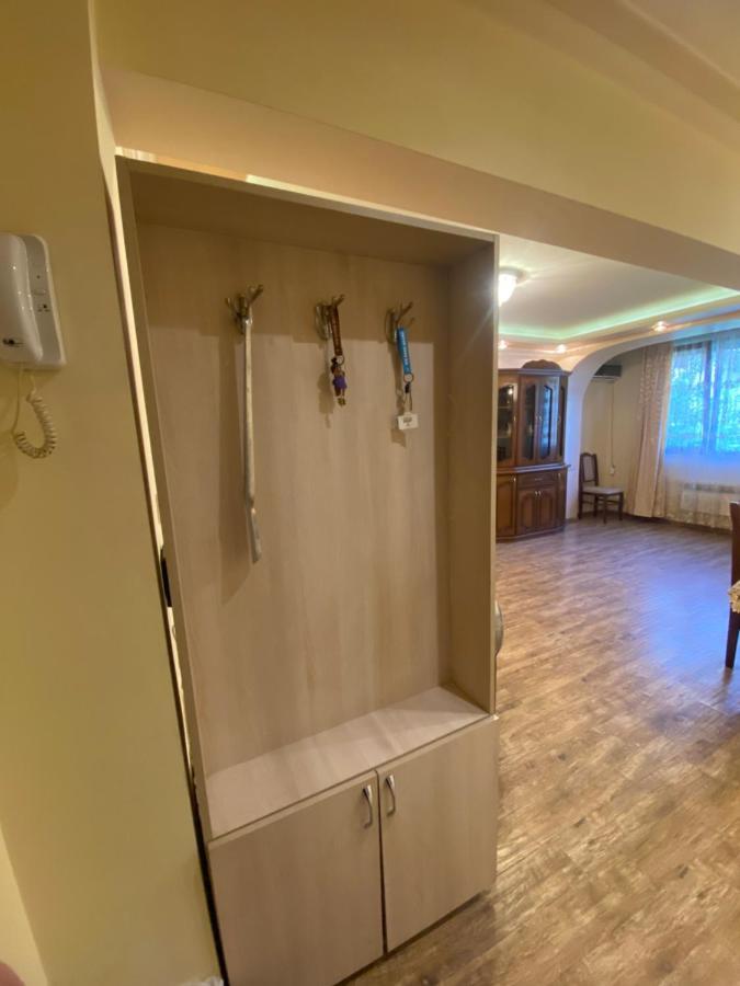 Apartment In Centre Evn 耶烈万 外观 照片